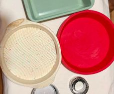 Cake Baking Tins & Cookie Cutters