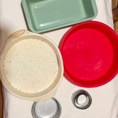 Cake Baking Tins & Cookie Cutters