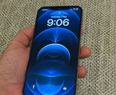 iPhone 12 Pro Max 256gb Unlocked (Read Description)