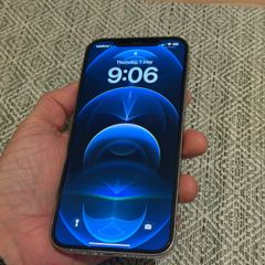 iPhone 12 Pro Max 256gb Unlocked (Read Description)