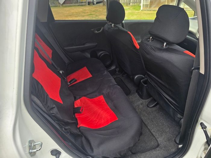 2012 Honda Fit Hybrid Automatic 1 owner NCT 12/26