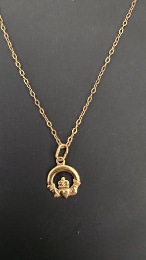 9ct gold necklace
