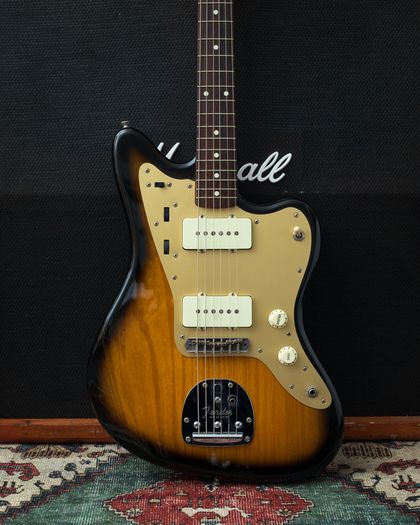 Fender Jazzmaster Traditional 60's 2017 - 3-Tone Sunburst