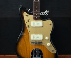 Fender Jazzmaster Traditional 60's 2017 - 3-Tone Sunburst