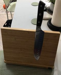 Magnetic Knife Stand