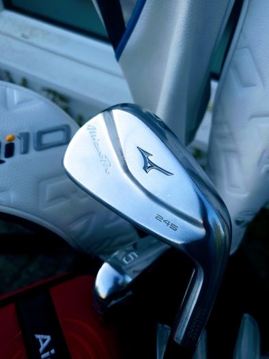 Set of Premium Golf Clubs