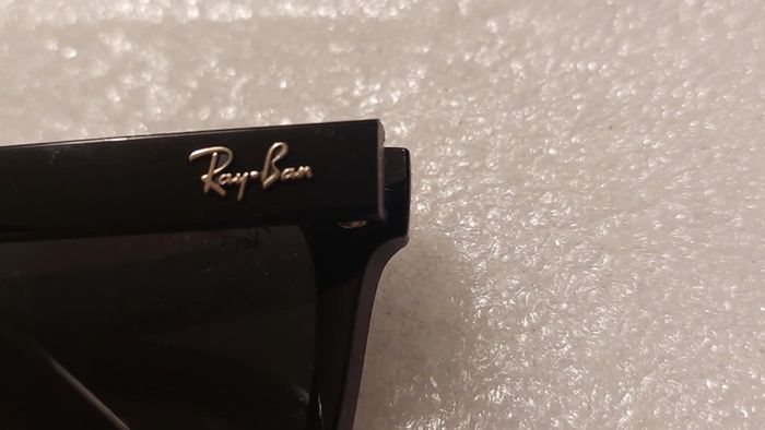 Ray-Ban  Sunglasses  Bold Oversized Style