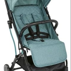 Chicco Trolley Me Lightweight Stroller + Raincover