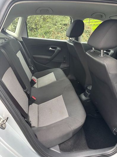 Volkswagen Polo 2011 - 1.2 TDI MANUAL - Silver