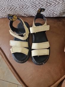 Girls Doc Marten sandals