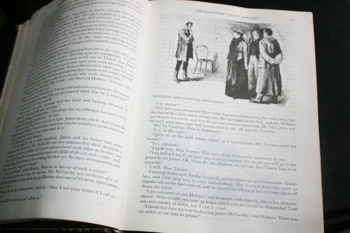 Sherlock Holmes: Complete Illustrated Novels by Sir Arthur Conan Doyle (Hardcover, 1991)