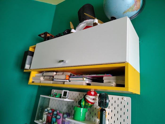 3 piece set: Computer desk +wall cabinet +chest of drawers combo!!