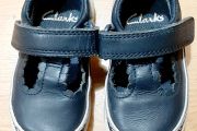 Clarks Baby Shoe - UK 3&amp;half F / EU 19M