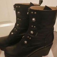 Marco Moreo boots