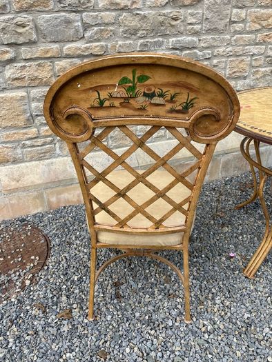 kitchen  table and 4 chairs .
