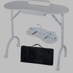 Nail table
