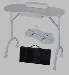 Nail table