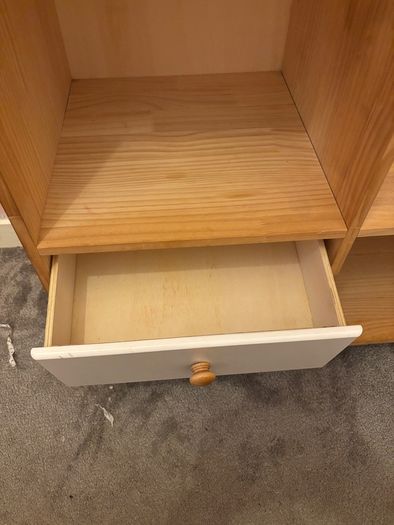 kids wardrobe