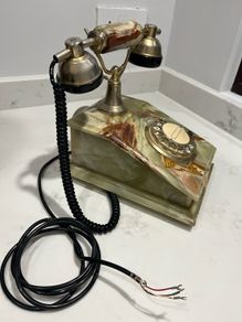 Onyx Vintage Telephone