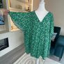 Ladies Green & White Short Sleeved Top from In extenso Size: UK 26 / EU 54 Image 10