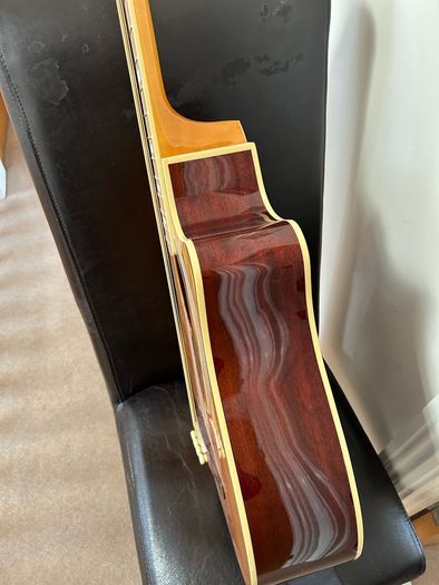 Fender Kingman Acoustic/Electric Bass Guitar with hard shell case.