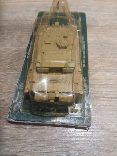 1/72 Diecast Challenger 2 Tank