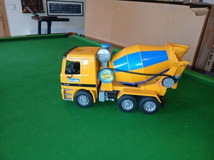 Kids farm machinery