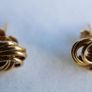 Vintage Solid 9ct Yellow Gold 375 Knot  Stud Earrings,  0,6g Image 4