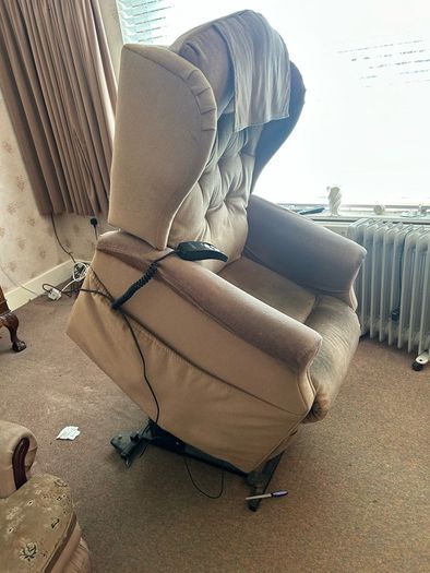 Parker Knoll Rise and Recline Dual Motor Electric Chair