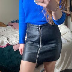 Leather warehouse skirt