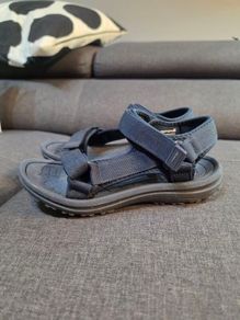 Lightweight sandals size EU 36