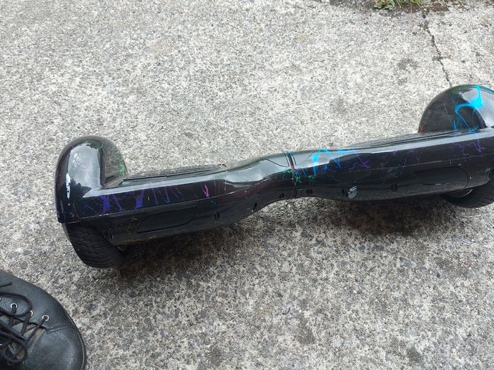 HOVERBOARD, Black with colouration, No Charger so cannot test, excellent cosmetic condition