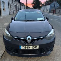 vehicle 2013 Renault Fluence