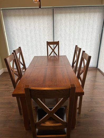 Kitchen Table and 6 Chairs