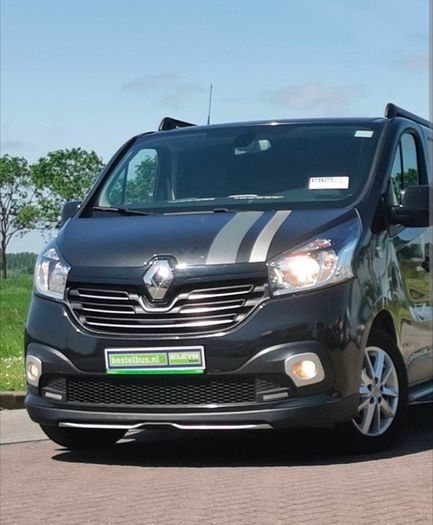 Renault Trafic Sport+ Splitter