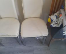 glass table and chairs ( need to be fixed )