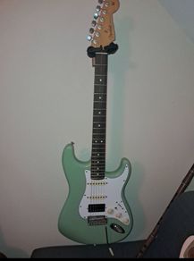 Fender Stratocaster Player Series 2024