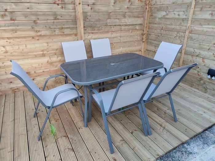 Outdoor Dining Table & 6 Chairs