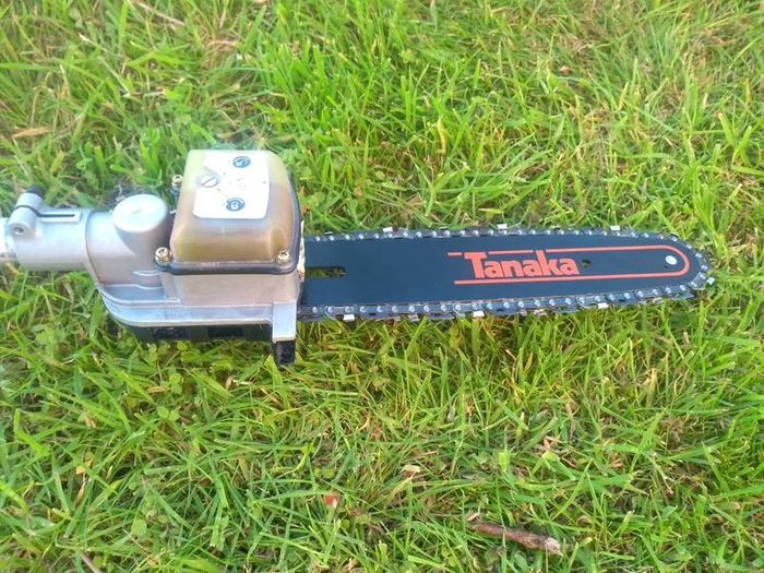 Tanaka TPS 270S Pole Saw / Strimmer