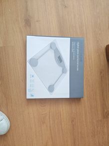 Digital Glass Bathroom Scales  Max 180kg (Excellent Condition)