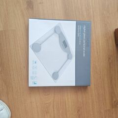 Digital Glass Bathroom Scales  Max 180kg (Excellent Condition)