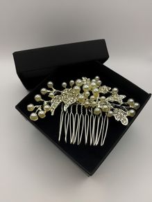 Brand new Bridal hair comb pin clip- weeding- Pearl fork pigtail holder