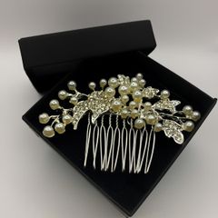 Brand new Bridal hair comb pin clip- weeding- Pearl fork pigtail holder