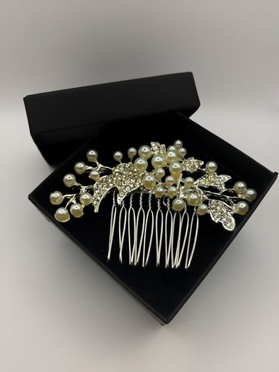 Brand new Bridal hair comb pin clip- weeding- Pearl fork pigtail holder