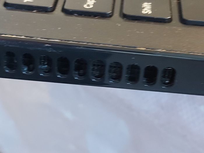 DELL Vostro 15, 3000 Series, Intel Core i3-5005U CPU, 2.0GHz, 4GB Ram, 500GB HDD, windows 10, Microsoft Edge, Chrome and VLC