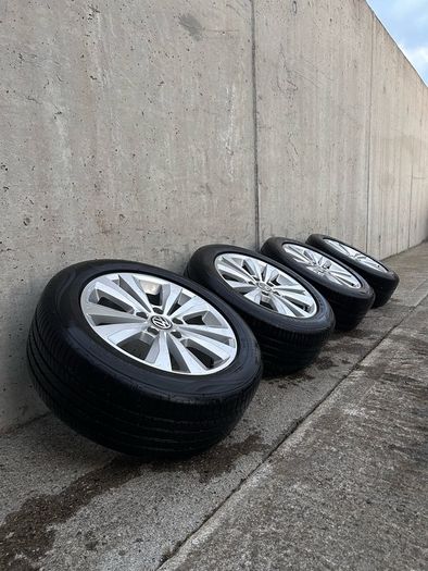 Genuine Volkswagen 16" Alloy Wheels