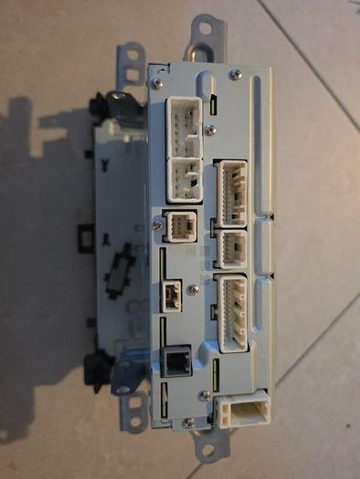 Genuine Toyota Yaris 3 Touch 2 Radio Head Unit