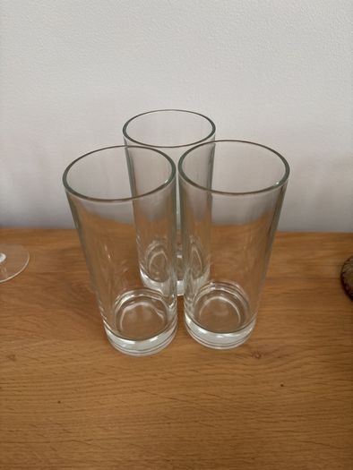 3 Glasses (tumblers)