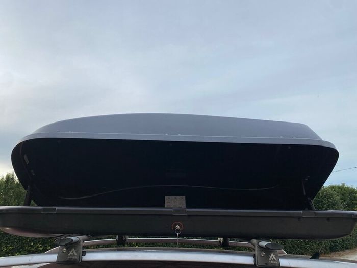 Roofbox with RoofBars and Bikerack