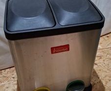double Bin iHouse